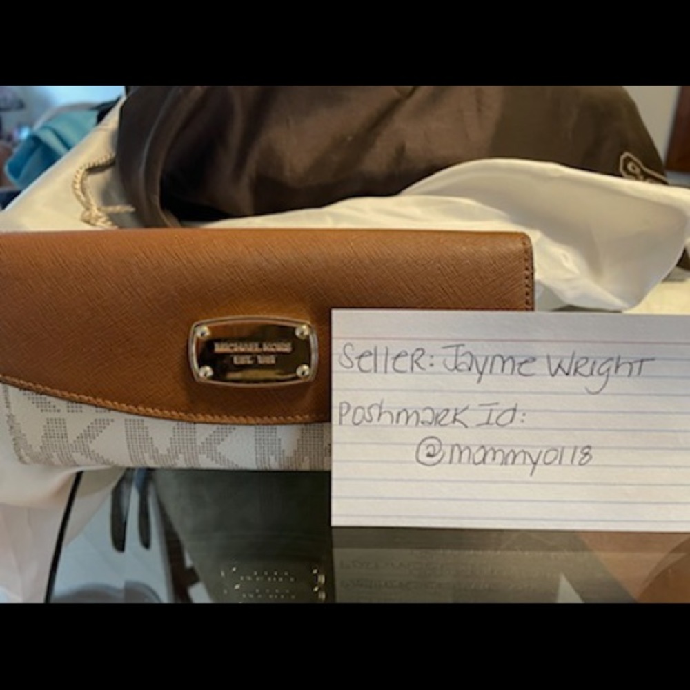 Michael Kors Monogram Wallet